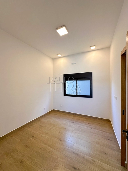 Casa com 4 quartos em Taubaté no Condomínio Ouroville | Armários, churrasqueira e piscina: 33ª foto da galeria de imagens do imóvel