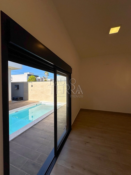 Casa com 4 quartos em Taubaté no Condomínio Ouroville | Armários, churrasqueira e piscina: 40ª foto da galeria de imagens do imóvel