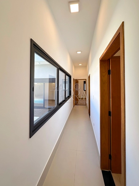 Casa com 4 quartos em Taubaté no Condomínio Ouroville | Armários, churrasqueira e piscina: 27ª foto da galeria de imagens do imóvel