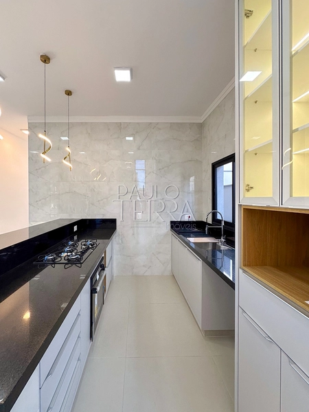Casa com 4 quartos em Taubaté no Condomínio Ouroville | Armários, churrasqueira e piscina: 12ª foto da galeria de imagens do imóvel