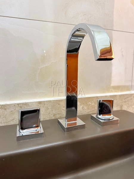 Casa com 4 quartos em Taubaté no Condomínio Ouroville | Armários, churrasqueira e piscina: 47ª foto da galeria de imagens do imóvel