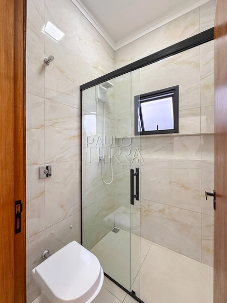 Casa com 4 quartos em Taubaté no Condomínio Ouroville | Armários, churrasqueira e piscina: 31ª foto da galeria de imagens do imóvel