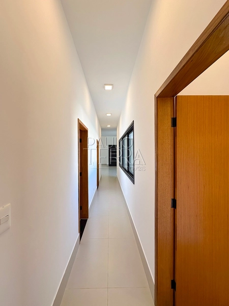 Casa com 4 quartos em Taubaté no Condomínio Ouroville | Armários, churrasqueira e piscina: 38ª foto da galeria de imagens do imóvel