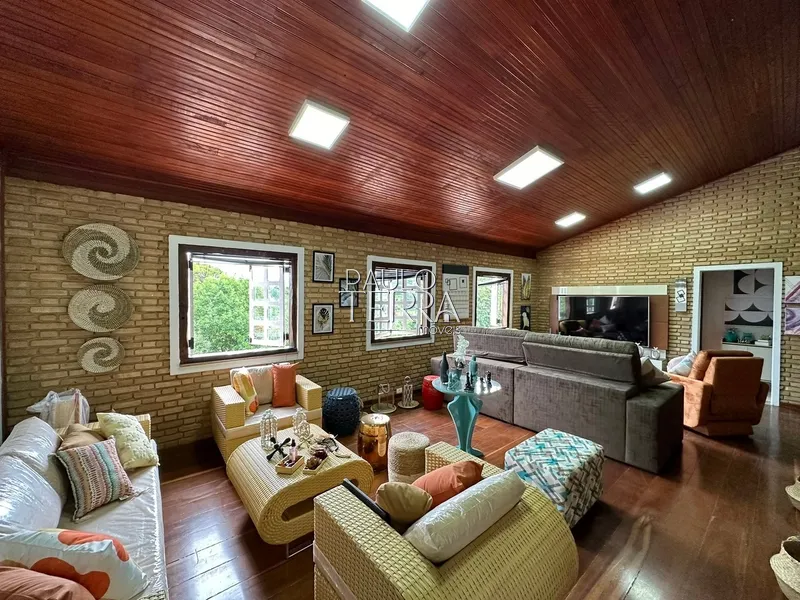 Linda casa com piscina no Condomínio Chácaras Cataguá em Taubaté SP: 99ª foto da galeria de imagens do imóvel