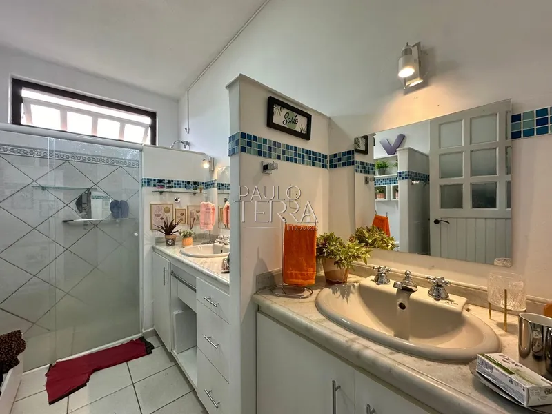 Linda casa com piscina no Condomínio Chácaras Cataguá em Taubaté SP: 91ª foto da galeria de imagens do imóvel