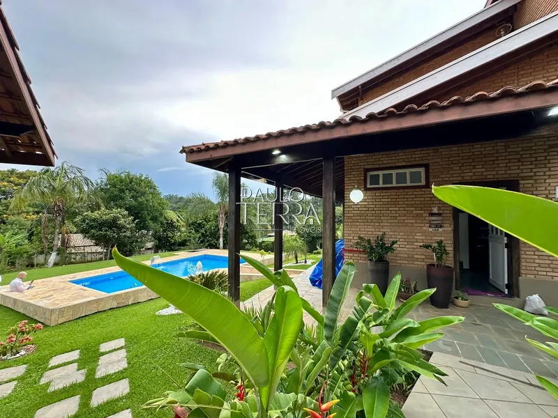 Linda casa com piscina no Condomínio Chácaras Cataguá em Taubaté SP: 9ª foto da galeria de imagens do imóvel