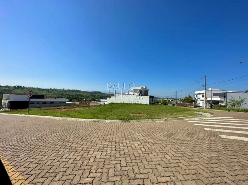 Terreno no Condomínio Quinta das Palmeiras em Taubaté SP | Esquina | 503 m2 | Lazer Completo: 2ª foto da galeria de imagens do imóvel
