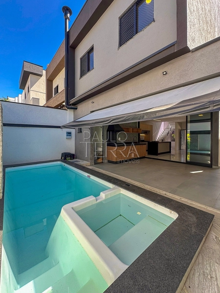 Casa à venda no Condomínio Recanto Tropical em Taubaté | 3 quartos, suíte com closet, piscina, área gourmet e planejados: 2ª foto da galeria de imagens do imóvel