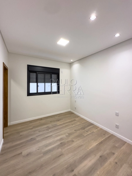 Casa nova no Ouroville com piscina, 3 suítes, escritório e planejados em Taubaté: 33ª foto da galeria de imagens do imóvel