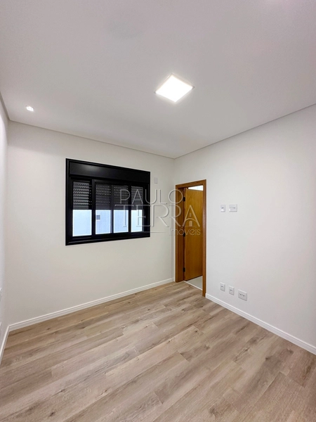 Casa nova no Ouroville com piscina, 3 suítes, escritório e planejados em Taubaté: 39ª foto da galeria de imagens do imóvel