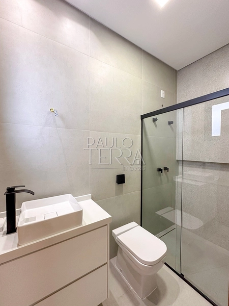 Casa nova no Ouroville com piscina, 3 suítes, escritório e planejados em Taubaté: 40ª foto da galeria de imagens do imóvel