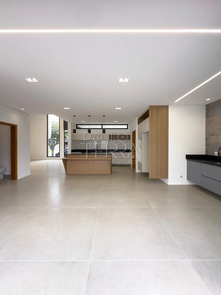 Casa nova no Ouroville com piscina, 3 suítes, escritório e planejados em Taubaté: 12ª foto da galeria de imagens do imóvel