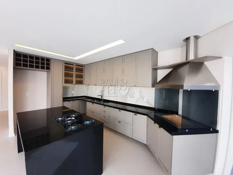 Casa semi mobiliada com 4 dormitórios + escritório, piscina e gourmet: 17ª foto da galeria de imagens do imóvel