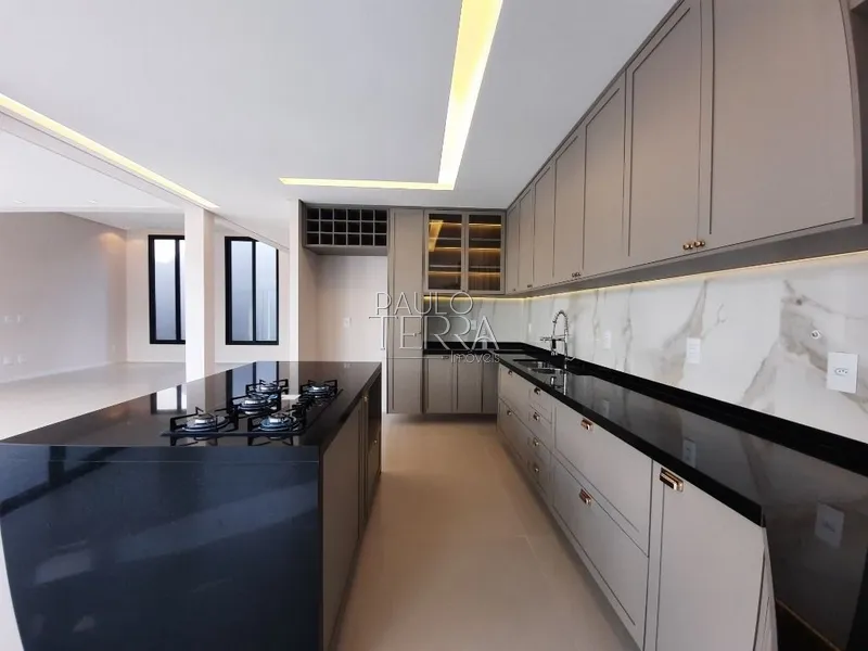 Casa semi mobiliada com 4 dormitórios + escritório, piscina e gourmet: 18ª foto da galeria de imagens do imóvel