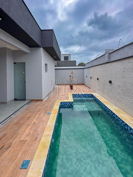 Casa térrea nova à venda no Condomínio Pérola do Vale em Tremembé/SP | 3 dormitórios, suíte, área gourmet e piscina com hidro: 9ª foto da galeria de imagens do imóvel