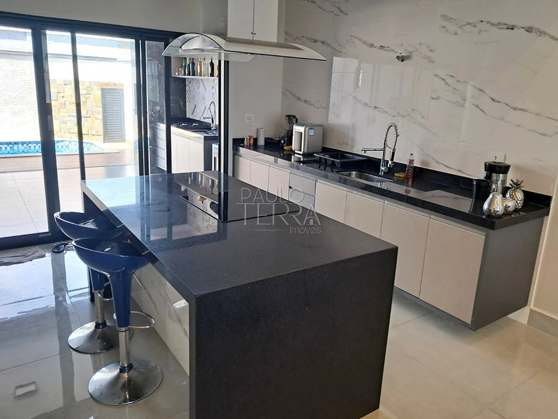 Casa térrea no Condomínio Pérola do Vale | Fotovoltaica, planejados, piscina, área gourmet e 3 dormitórios (1suíte): 4ª foto da galeria de imagens do imóvel