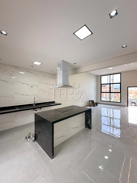 Casa térrea nova à venda no Condomínio Pérola do Vale em Tremembé/SP | 3 dormitórios, suíte, área gourmet e piscina com hidro: 3ª foto da galeria de imagens do imóvel