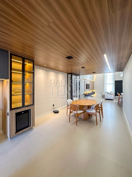 Casa térrea de alto padrão com piscina à venda no Condomínio Morada do Visconde em Tremembé/SP | 3 suítes, energia fotovoltaica e área gourmet completa: 34ª foto da galeria de imagens do imóvel