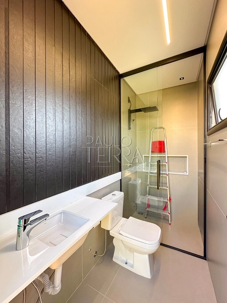 Casa térrea de alto padrão com piscina à venda no Condomínio Morada do Visconde em Tremembé/SP | 3 suítes, energia fotovoltaica e área gourmet completa: 20ª foto da galeria de imagens do imóvel