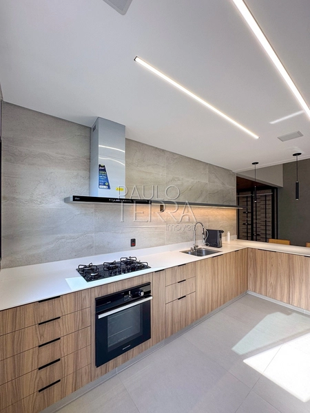 Casa térrea de alto padrão com piscina à venda no Condomínio Morada do Visconde em Tremembé/SP | 3 suítes, energia fotovoltaica e área gourmet completa: 45ª foto da galeria de imagens do imóvel