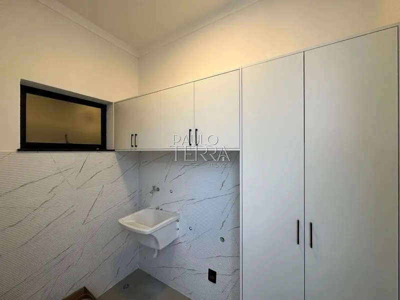 Casa nova com armários planejados, área gourmet e quintal. Condomínio: 13ª foto da galeria de imagens do imóvel