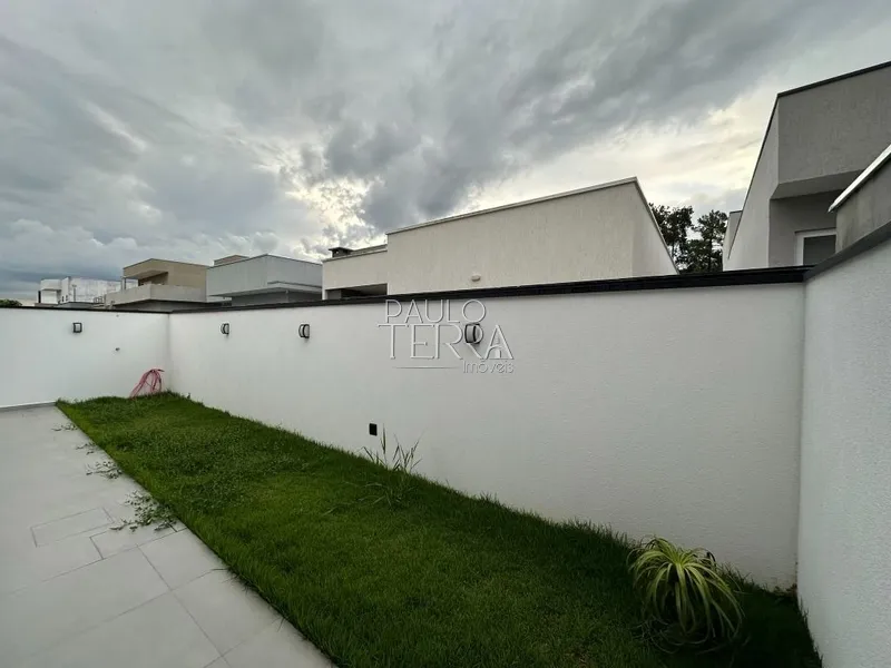 Casa nova com armários planejados, área gourmet e quintal. Condomínio: 11ª foto da galeria de imagens do imóvel