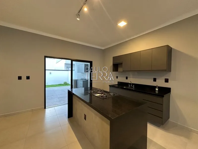 Casa nova com armários planejados, área gourmet e quintal. Condomínio: 4ª foto da galeria de imagens do imóvel