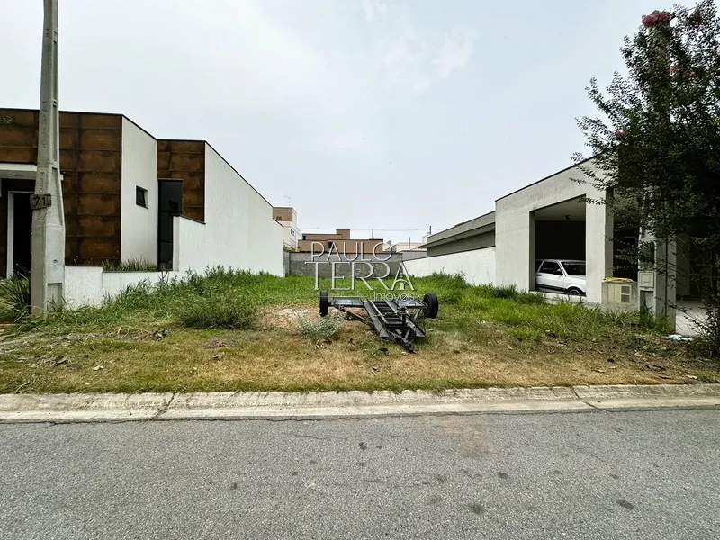 Terreno plano 250 m2 condomínio com área de lazer. Tremembé SP: 1ª foto da galeria de imagens do imóvel