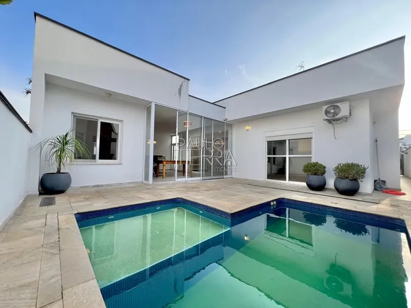 Casa com 4 suítes, escritório e piscina - Condomínio Taubaté Village: 4ª foto da galeria de imagens do imóvel