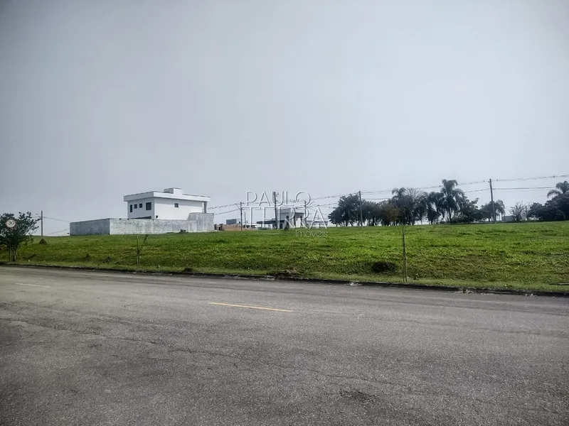 Terreno à venda 360 m² Condomínio Bella Vittá Caminho da Mata Caçapapa: 1ª foto da galeria de imagens do imóvel