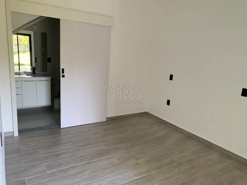 Casa nova alto padrão com 4 suítes. Condomínio fechado em Taubaté SP: 108ª foto da galeria de imagens do imóvel
