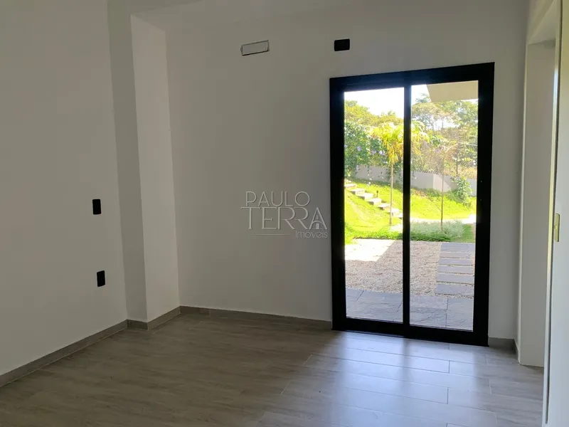 Casa nova alto padrão com 4 suítes. Condomínio fechado em Taubaté SP: 117ª foto da galeria de imagens do imóvel