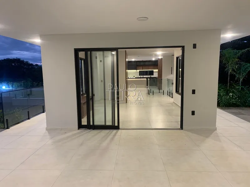 Casa nova alto padrão com 4 suítes. Condomínio fechado em Taubaté SP: 39ª foto da galeria de imagens do imóvel