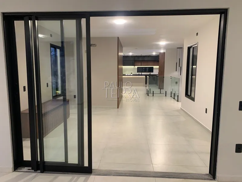 Casa nova alto padrão com 4 suítes. Condomínio fechado em Taubaté SP: 40ª foto da galeria de imagens do imóvel
