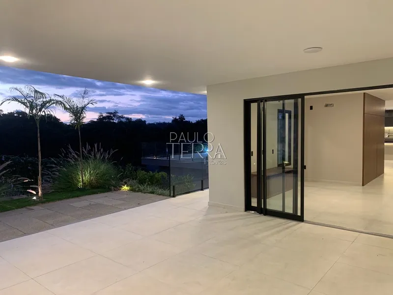 Casa nova alto padrão com 4 suítes. Condomínio fechado em Taubaté SP: 36ª foto da galeria de imagens do imóvel