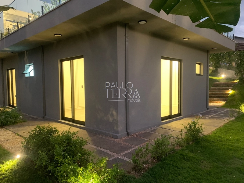 Casa nova alto padrão com 4 suítes. Condomínio fechado em Taubaté SP: 88ª foto da galeria de imagens do imóvel