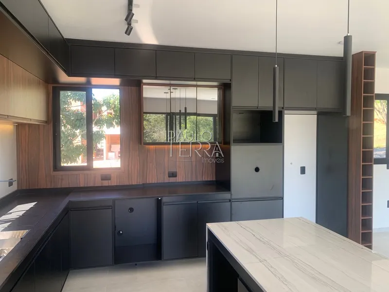 Casa nova alto padrão com 4 suítes. Condomínio fechado em Taubaté SP: 16ª foto da galeria de imagens do imóvel