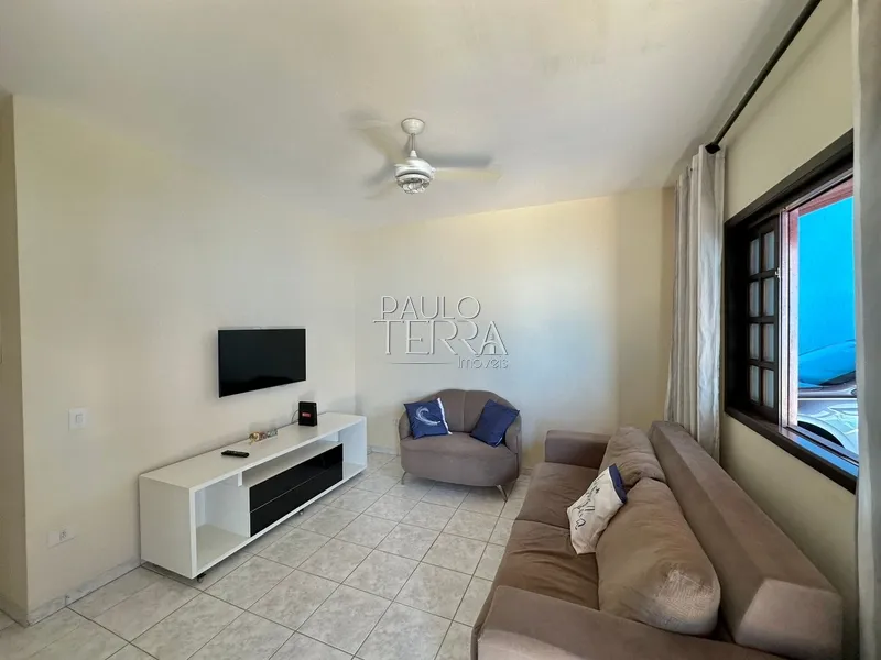 Casa com 3 dormitórios + edícula, armários planejados e quintal: 9ª foto da galeria de imagens do imóvel