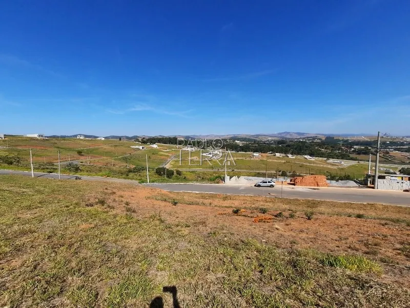 Terreno aclive com 724 m2 com linda vista - Condomínio Campos do Conde: 4ª foto da galeria de imagens do imóvel