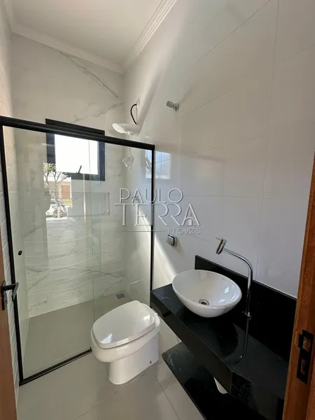 Casa térrea moderna nova com 3 dormitórios e piscina - Condominio: 52ª foto da galeria de imagens do imóvel