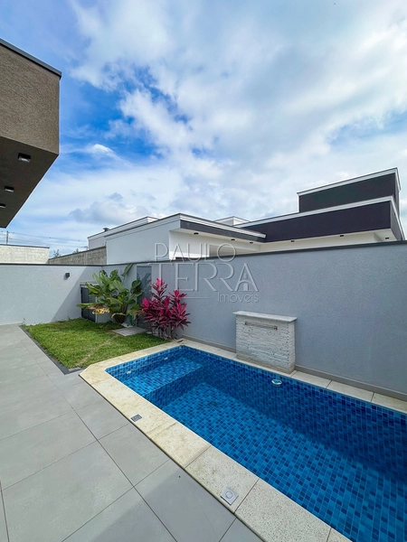 Casa nova em condomínio fechado! Casa com piscina, área gourmet e 3 quartos (1 suíte com closet): 1ª foto da galeria de imagens do imóvel