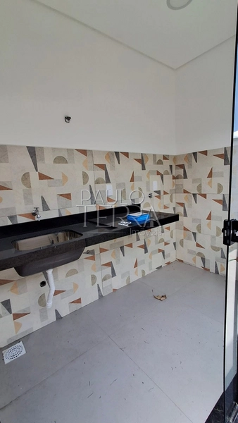 Casa nova em condomínio fechado! Casa com piscina, área gourmet e 3 quartos (1 suíte com closet): 7ª foto da galeria de imagens do imóvel