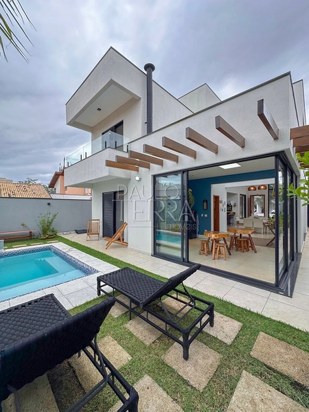 Sobrado no condomínio Ouroville com piscina, área gourmet, 3 suítes e armários planejados. Casa pronta para morar!: 15ª foto da galeria de imagens do imóvel