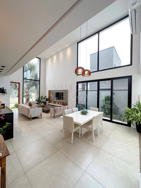 Sobrado no condomínio Ouroville com piscina, área gourmet, 3 suítes e armários planejados. Casa pronta para morar!: 9ª foto da galeria de imagens do imóvel