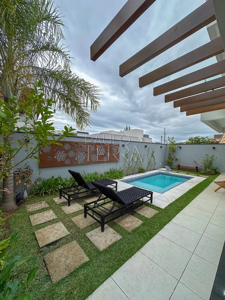 Sobrado no condomínio Ouroville com piscina, área gourmet, 3 suítes e armários planejados. Casa pronta para morar!: 14ª foto da galeria de imagens do imóvel