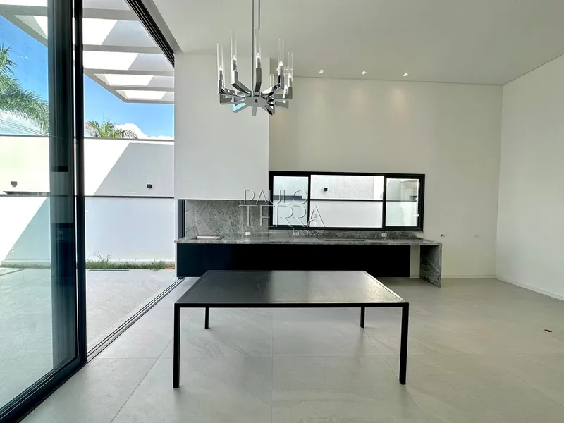 Casa térrea nova, 3 suítes e piscina - Condomínio Taubaté Village: 11ª foto da galeria de imagens do imóvel