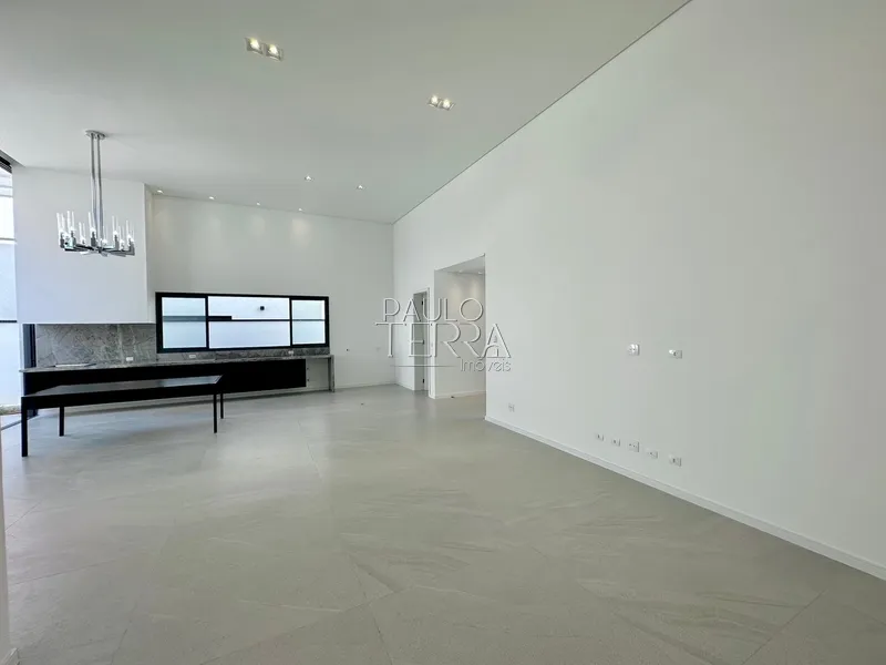 Casa térrea nova, 3 suítes e piscina - Condomínio Taubaté Village: 21ª foto da galeria de imagens do imóvel