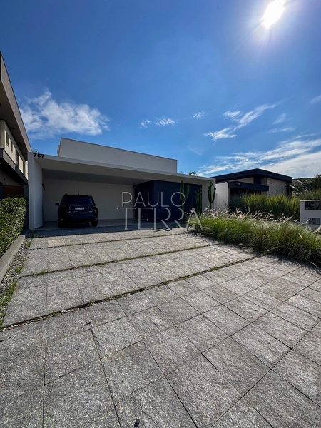 Casa térrea nova, 3 suítes e piscina - Condomínio Taubaté Village: 47ª foto da galeria de imagens do imóvel