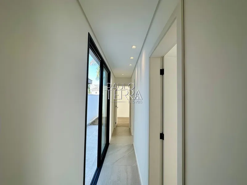 Casa térrea nova, 3 suítes e piscina - Condomínio Taubaté Village: 25ª foto da galeria de imagens do imóvel