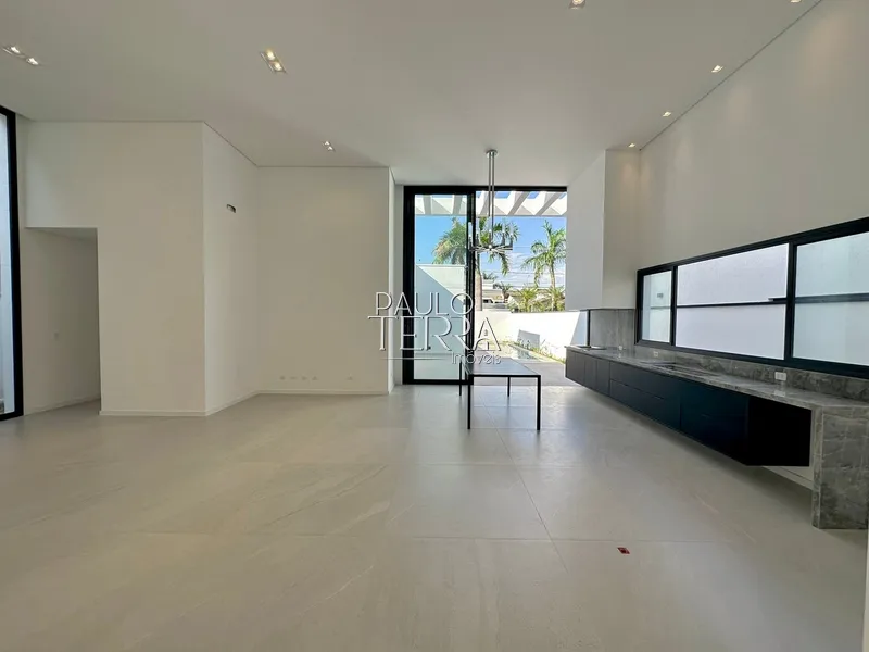 Casa térrea nova, 3 suítes e piscina - Condomínio Taubaté Village: 17ª foto da galeria de imagens do imóvel
